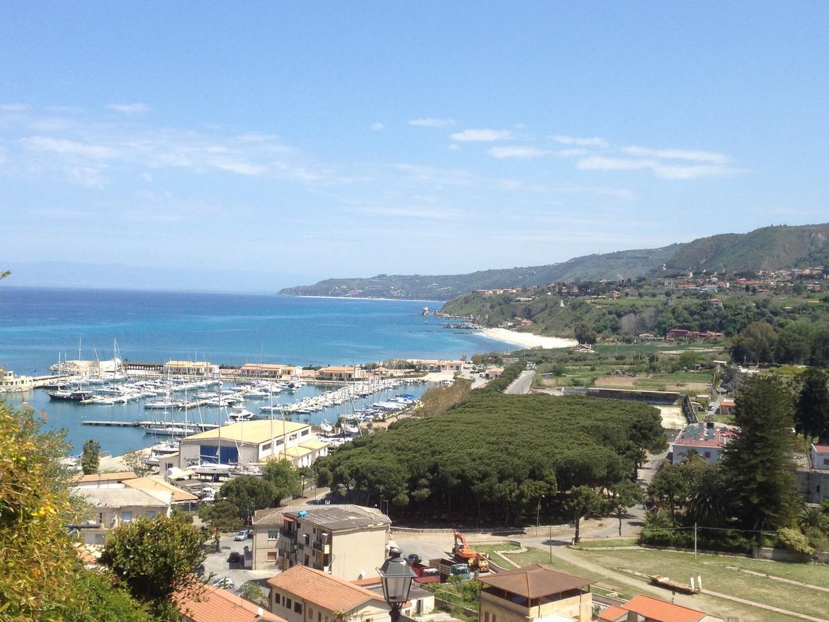 Bed and Breakfast Residenza Burmaria Free Parking Tropea Exterior foto